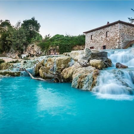 Bio Agriturismo Le Cascatelle サトゥルニア エクステリア 写真