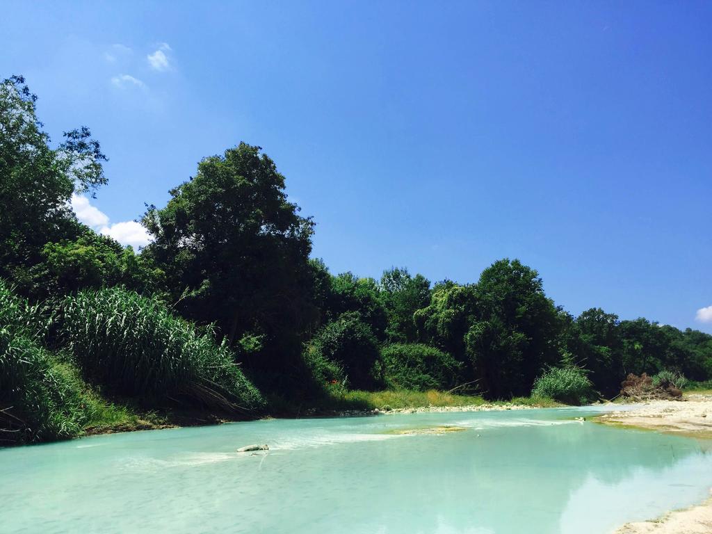 Bio Agriturismo Le Cascatelle サトゥルニア エクステリア 写真