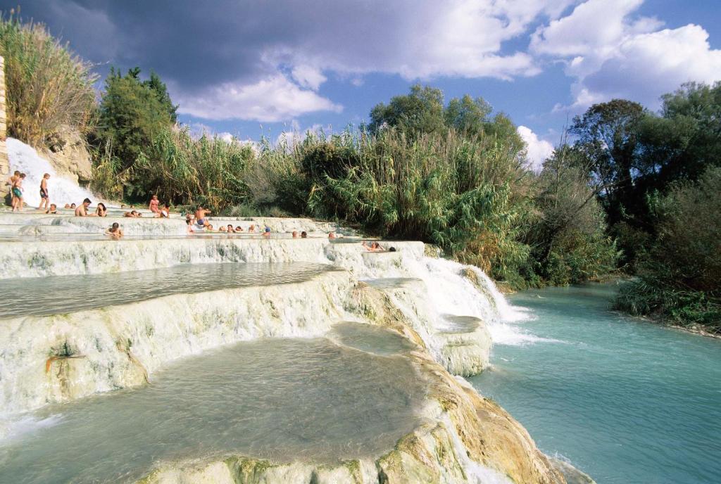 Bio Agriturismo Le Cascatelle サトゥルニア エクステリア 写真